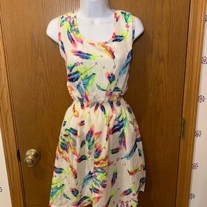 NWOT Colorful Feather Print Sleeveless Mini Dress- Size XL